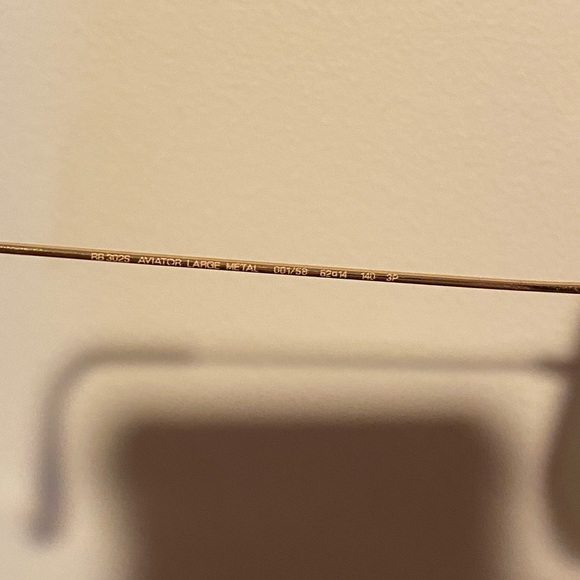 Ray-Ban Aviators Polarized - Picture 6 of 7